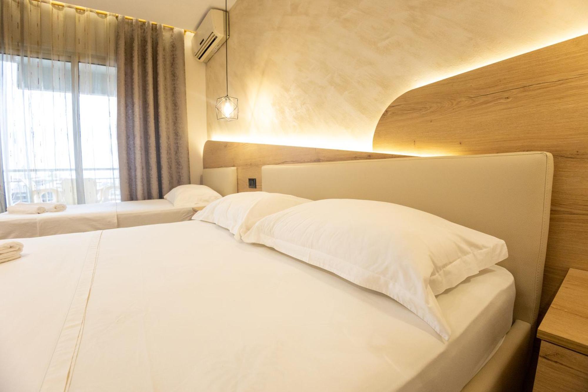 Hotel Klebrido Durres Exterior photo