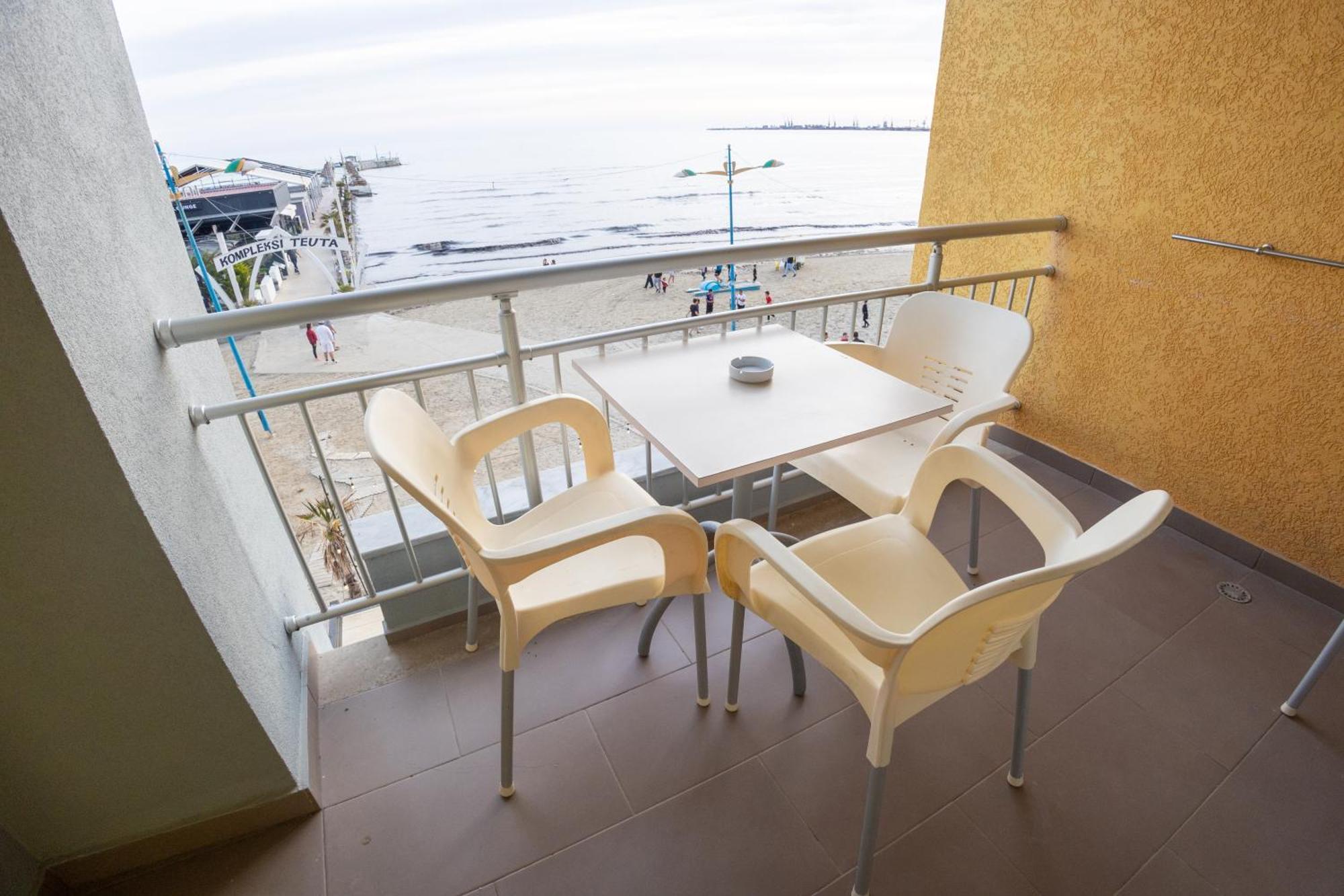 Hotel Klebrido Durres Exterior photo