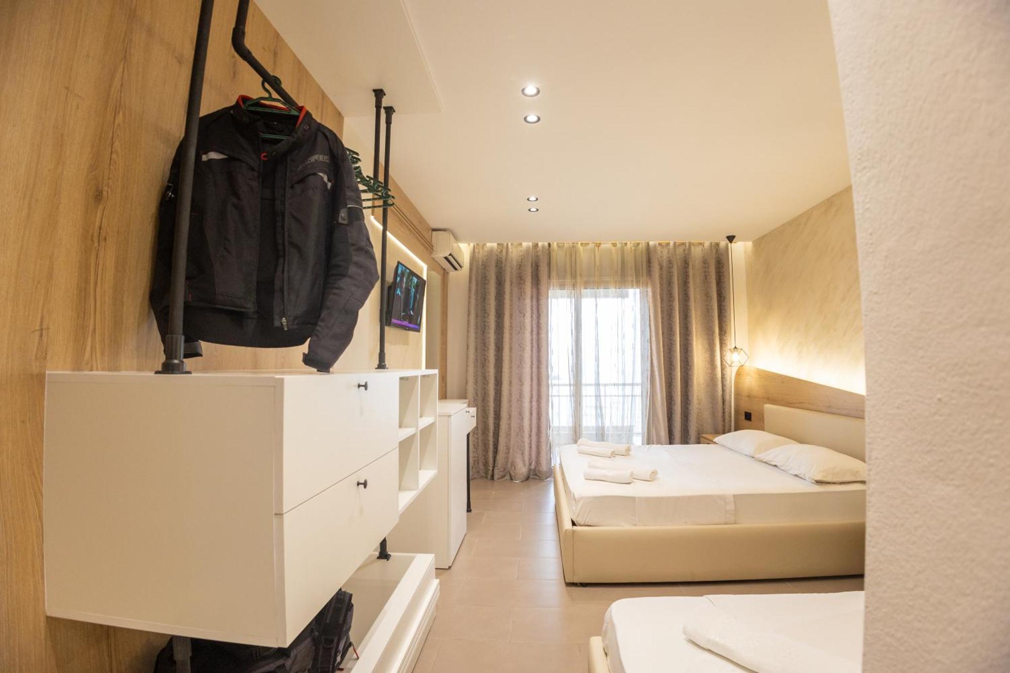 Hotel Klebrido Durres Exterior photo