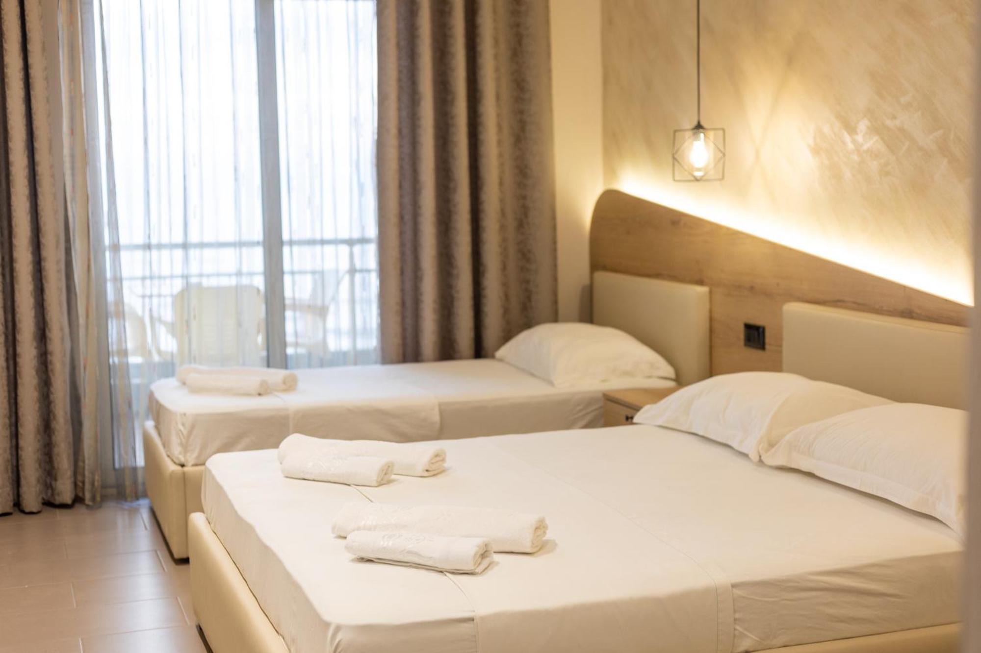 Hotel Klebrido Durres Exterior photo