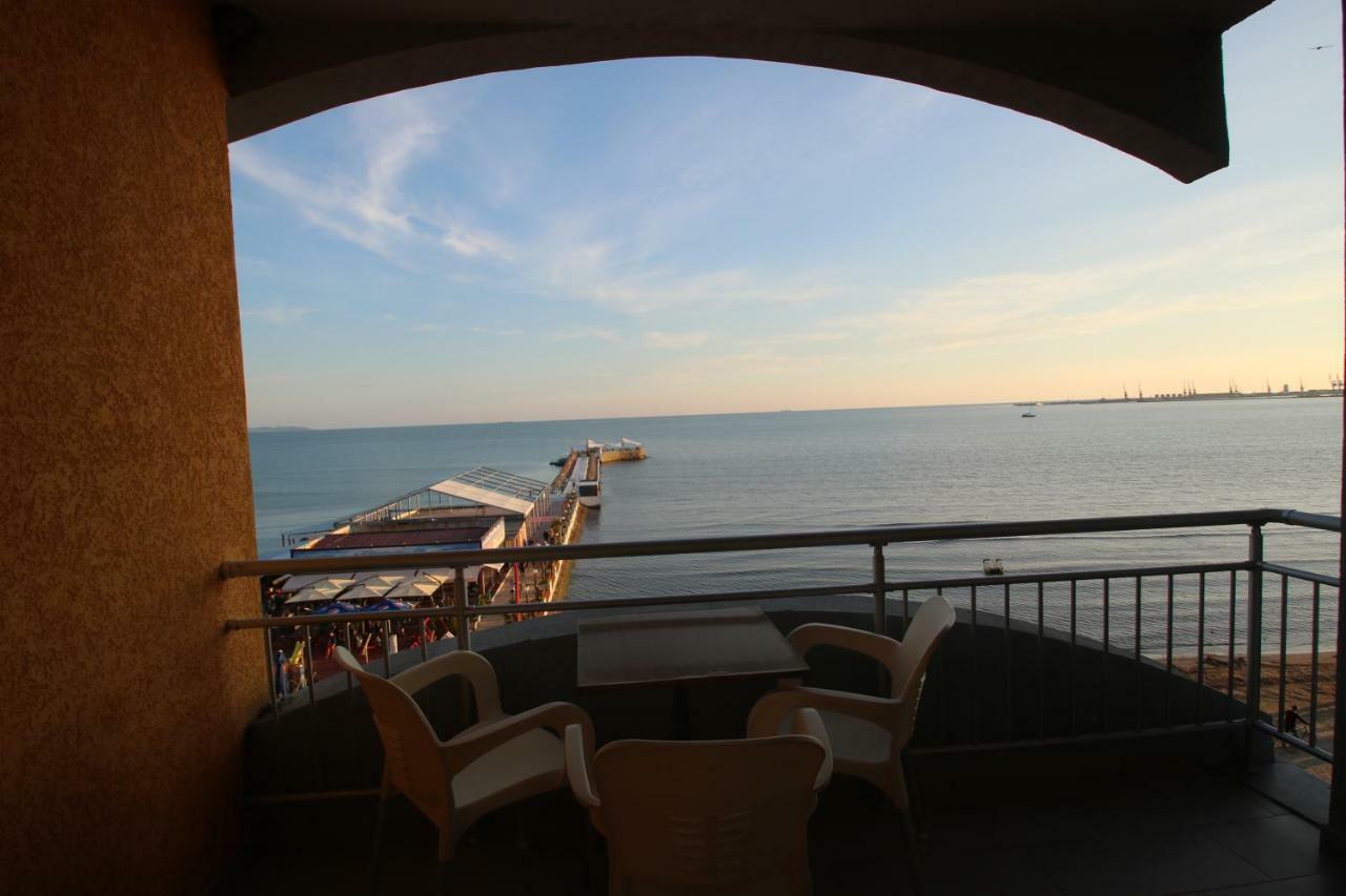 Hotel Klebrido Durres Exterior photo